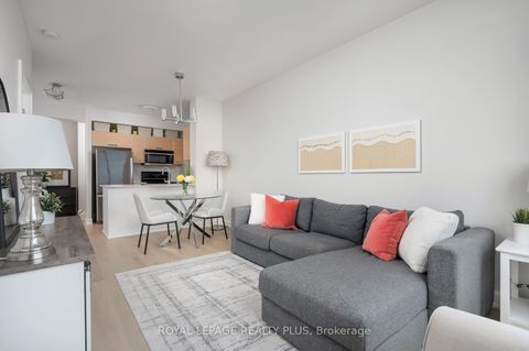 Photo 19 at 907 - 3391 Bloor Street W, City Centre West, Toronto