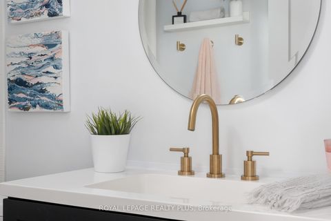 Photo 26 at 907 - 3391 Bloor Street W, City Centre West, Toronto