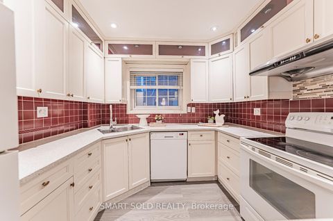 Photo 7 at 889 Avenue Road, Eglinton, Toronto