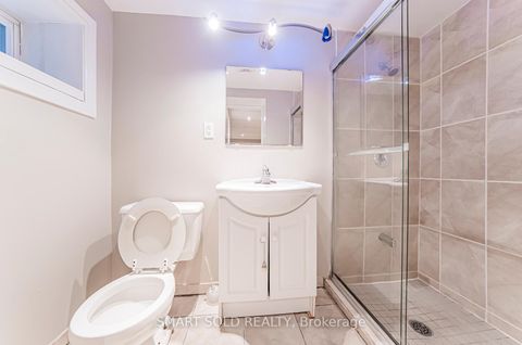 Photo 38 at 889 Avenue Road, Eglinton, Toronto