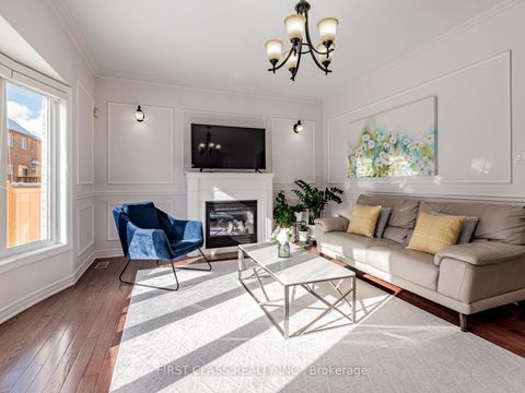 Photo 7 at 11 Amstel Avenue, Jefferson, Richmond Hill