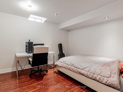 Photo 30 at 11 Amstel Avenue, Jefferson, Richmond Hill