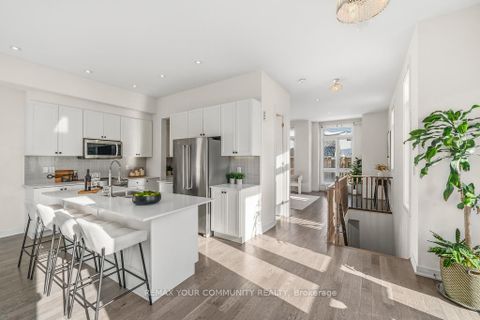 Photo 3 at 7 Howick Lane, South Richvale, Richmond Hill