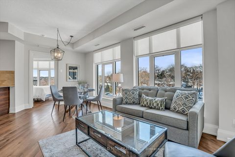 Photo 16 at 402 - 2 Old Mill Drive, Swansea, Toronto