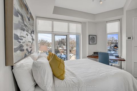 Photo 26 at 402 - 2 Old Mill Drive, Swansea, Toronto