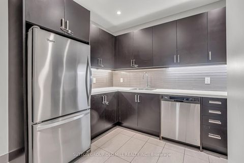 Photo 34 at 402 - 2 Old Mill Drive, Swansea, Toronto