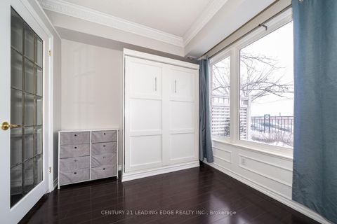 Photo 13 at 25 - 117 Omni Drive, Bendale, Toronto