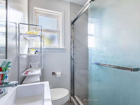 Photo 24 at 135 Kitchener Road, West Hill, Toronto