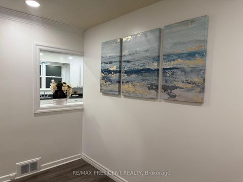 Photo 45 at 135 Kitchener Road, West Hill, Toronto