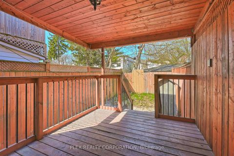 Photo 32 at 192 Coxwell Avenue, Coxwell, Toronto