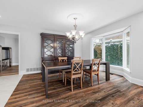 Photo 11 at 22 Willis Drive, Aurora Highlands, Aurora