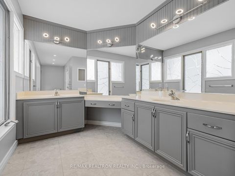 Photo 24 at 22 Willis Drive, Aurora Highlands, Aurora