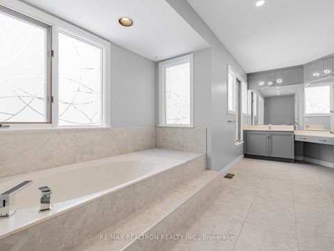 Photo 25 at 22 Willis Drive, Aurora Highlands, Aurora