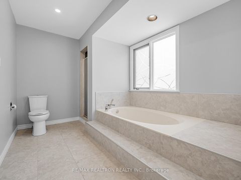 Photo 26 at 22 Willis Drive, Aurora Highlands, Aurora