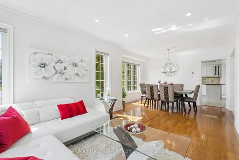 Photo 6 at 197 Aspenwood Drive, Woodland Hill, Newmarket