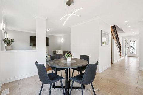 Photo 15 at 197 Aspenwood Drive, Woodland Hill, Newmarket