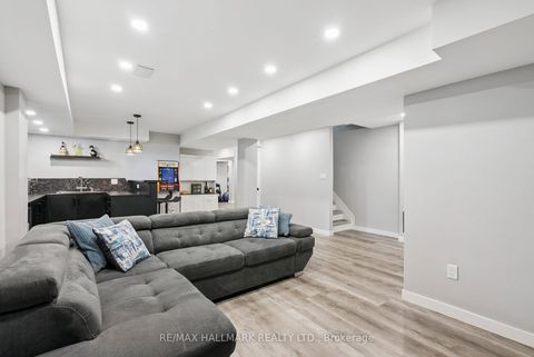 Photo 30 at 197 Aspenwood Drive, Woodland Hill, Newmarket