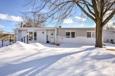 Photo 1 at 7 Gander Cove, Rural Innisfil, Innisfil