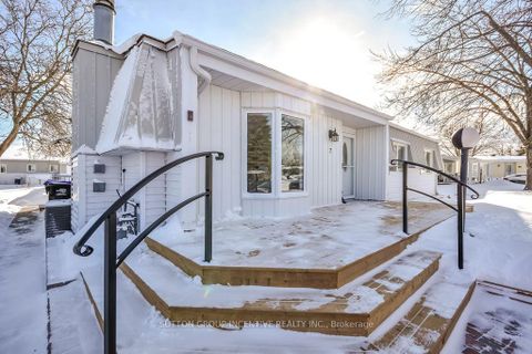 Photo 3 at 7 Gander Cove, Rural Innisfil, Innisfil