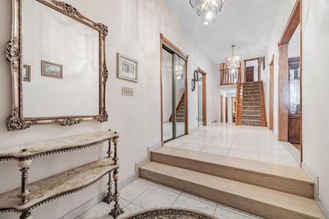 Photo 5 at 87 Morbank Drive, Steeles, Toronto