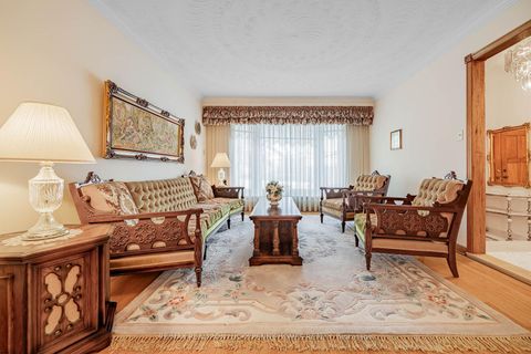 Photo 9 at 87 Morbank Drive, Steeles, Toronto