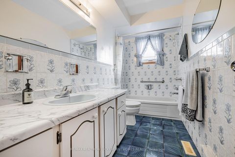 Photo 21 at 87 Morbank Drive, Steeles, Toronto