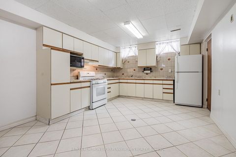 Photo 30 at 87 Morbank Drive, Steeles, Toronto