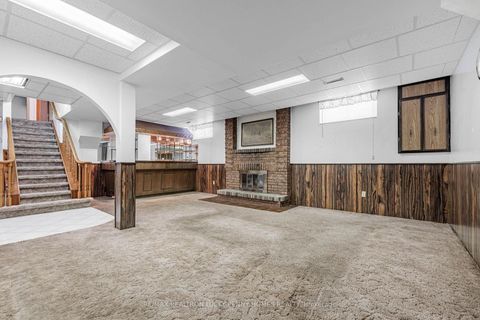 Photo 33 at 87 Morbank Drive, Steeles, Toronto