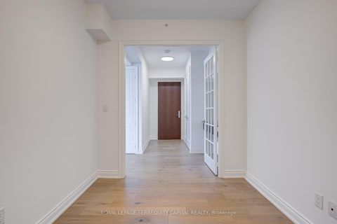 Photo 7 at 6810 - 388 Yonge Street, Bay Street Corridor, Toronto