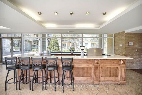 Photo 37 at 109 - 2502 Rutherford Road, Maple, Vaughan