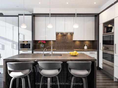 Photo 4 at 1074 Bay Street, Bay Street Corridor, Toronto