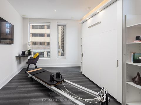 Photo 11 at 1074 Bay Street, Bay Street Corridor, Toronto