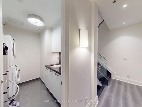 Photo 16 at 1074 Bay Street, Bay Street Corridor, Toronto