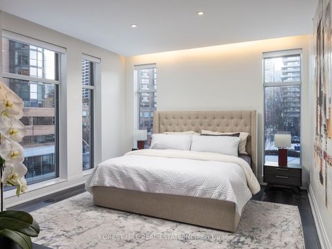 Photo 17 at 1074 Bay Street, Bay Street Corridor, Toronto