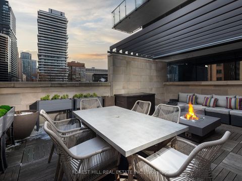 Photo 23 at 1074 Bay Street, Bay Street Corridor, Toronto