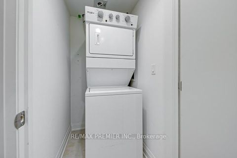 Photo 6 at 1015 - 58 Lakeside Terrace, Little Lake, Barrie