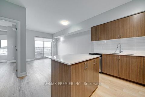 Photo 7 at 1015 - 58 Lakeside Terrace, Little Lake, Barrie