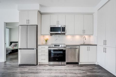 Photo 13 at 508 - 95 Oneida Crescent, Langstaff, Richmond Hill