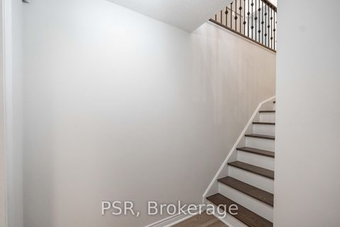 Photo 33 at 81 Shawbridge Boulevard, Islington Woods, Vaughan