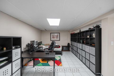 Photo 36 at 81 Shawbridge Boulevard, Islington Woods, Vaughan