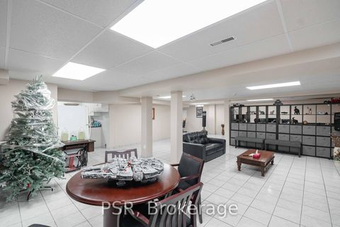 Photo 39 at 81 Shawbridge Boulevard, Islington Woods, Vaughan