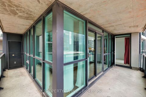 Photo 13 at 1604 - 33 Bay Street, Waterfront Communities C1, Toronto