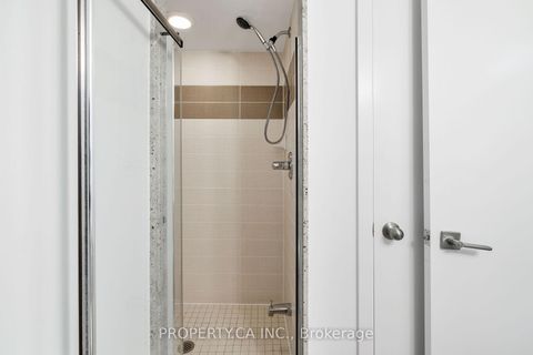 Photo 27 at 1604 - 33 Bay Street, Waterfront Communities C1, Toronto