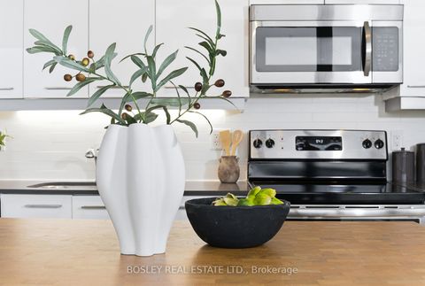 Photo 8 at 708 - 630 Queen Street E, South Riverdale, Toronto