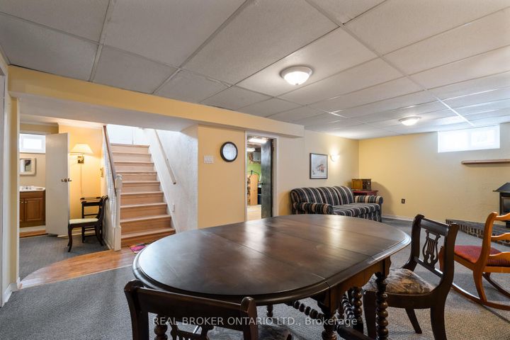 Photo 22 at 20 Cardinal Drive, Bruleville, Hamilton