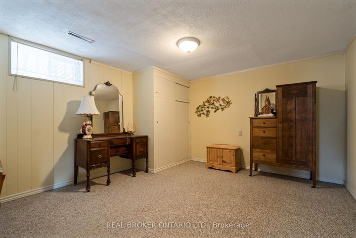 Photo 27 at 20 Cardinal Drive, Bruleville, Hamilton