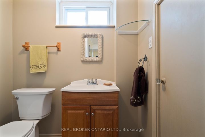 Photo 28 at 20 Cardinal Drive, Bruleville, Hamilton