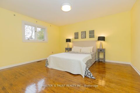 Photo 18 at 153 Banbury Road, Don Mills, Toronto
