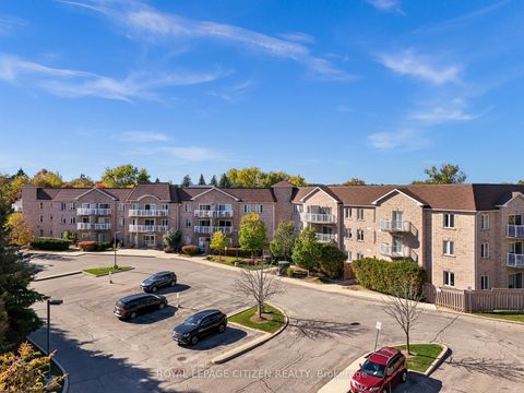 Photo 24 at 307 - 32 Church Street, Schomberg, King