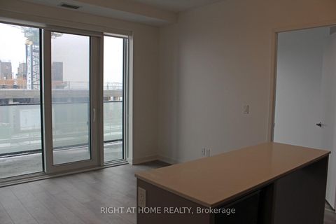 Photo 4 at 1611 - 8 Tippett Road, Clanton Park, Toronto